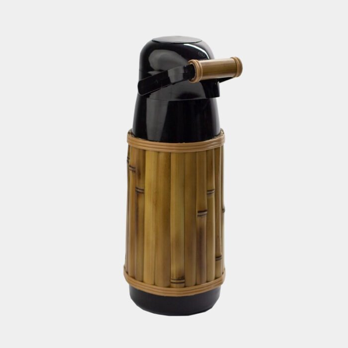 garrafa termica preta de bambu